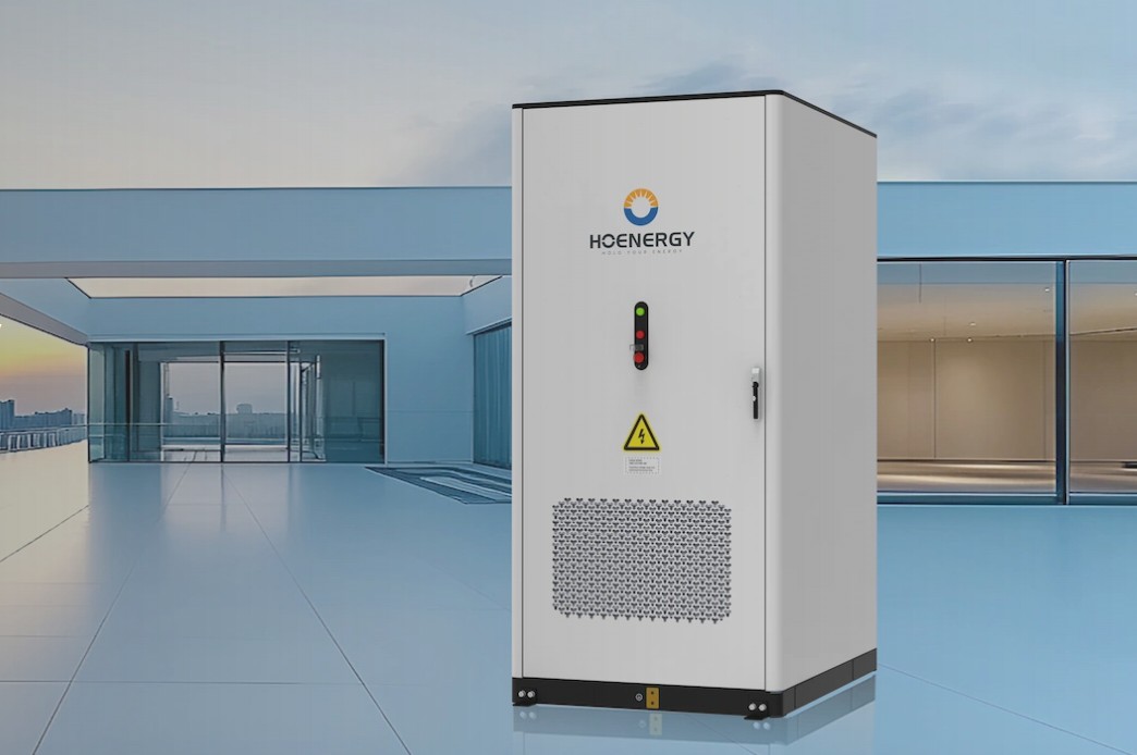 Nové řešení pro C&I projekty: all-in-one bateriové úložiště D-Cube-S125/261 míří do České republiky